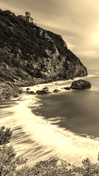 Sepia