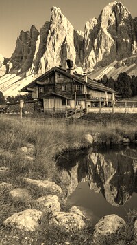 Sepia