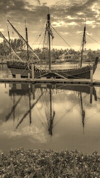 Sepia