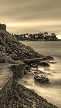 Sepia