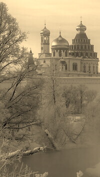 Sepia