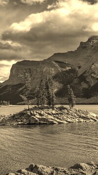 Sepia