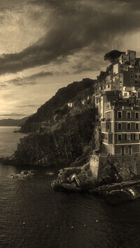 Sepia