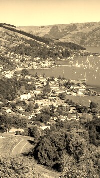 Sepia