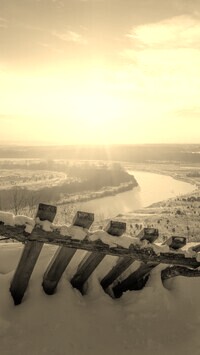 Sepia