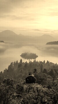 Sepia