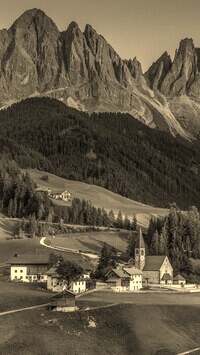 Sepia