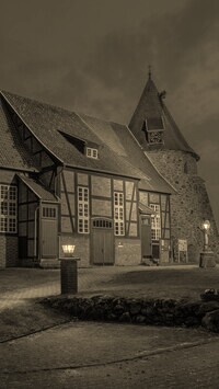 Sepia