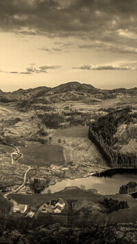 Sepia