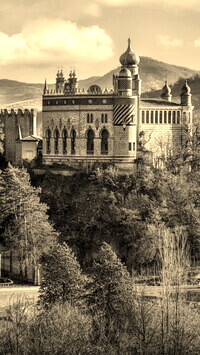 Sepia