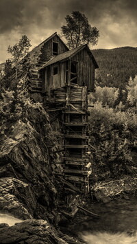 Sepia