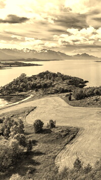 Sepia