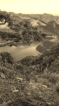 Sepia