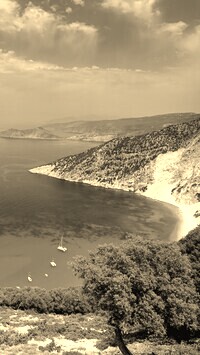 Sepia