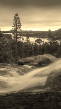 Sepia