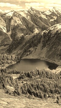 Sepia