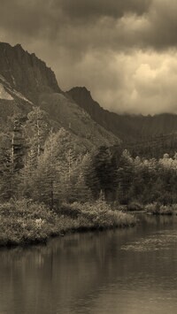 Sepia