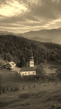 Sepia