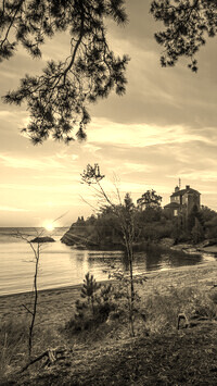 Sepia