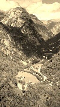 Sepia