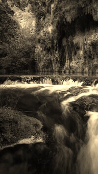Sepia