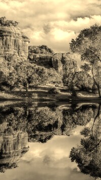Sepia