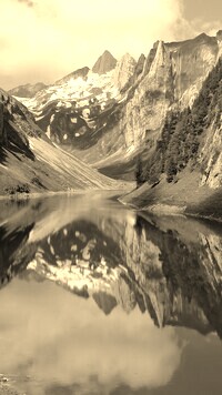 Sepia