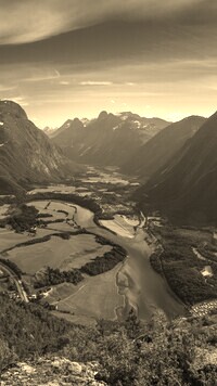 Sepia