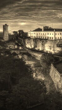 Sepia