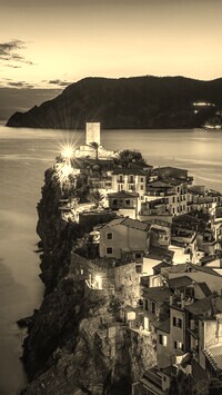 Sepia
