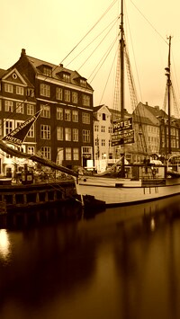 Sepia