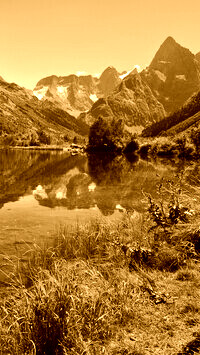 Sepia