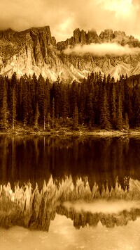 Sepia