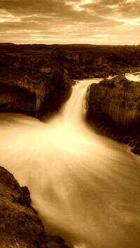Sepia