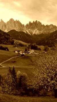 Sepia