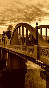 Sepia