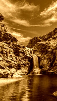 Sepia