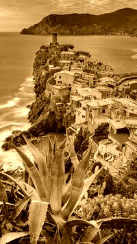 Sepia