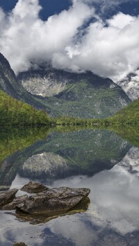 Alpy nad jeziorem Obersee