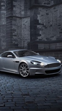 Aston Martin AMV10