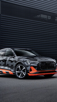 Audi e-Tron S