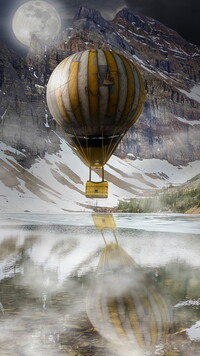 Balon nad górskim jeziorem