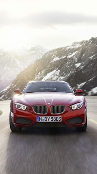BMW na górskiej trasie