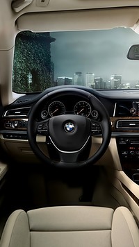 BMW prezentuje swe wnętrze