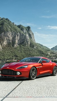 Czerwony Aston Martin Vanquish Zagato
