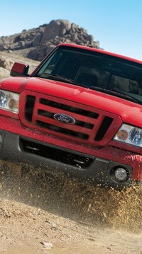 Czerwony Ford F150