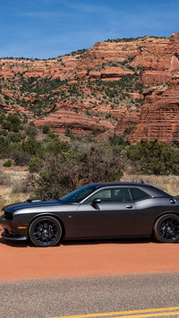 Dodge Challenger 392 Hemi Scat Pack Shaker 2017