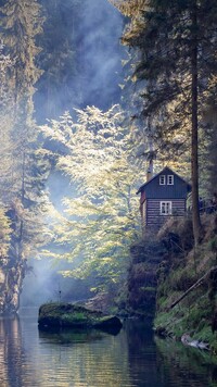 Dom na skałach w Parku Narodowym Czeska Szwajcaria