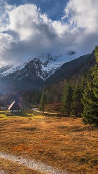 Domek w dolinie Zadnja Trenta