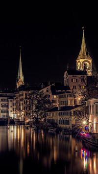 Domy nad rzeką Limmat w Zurychu